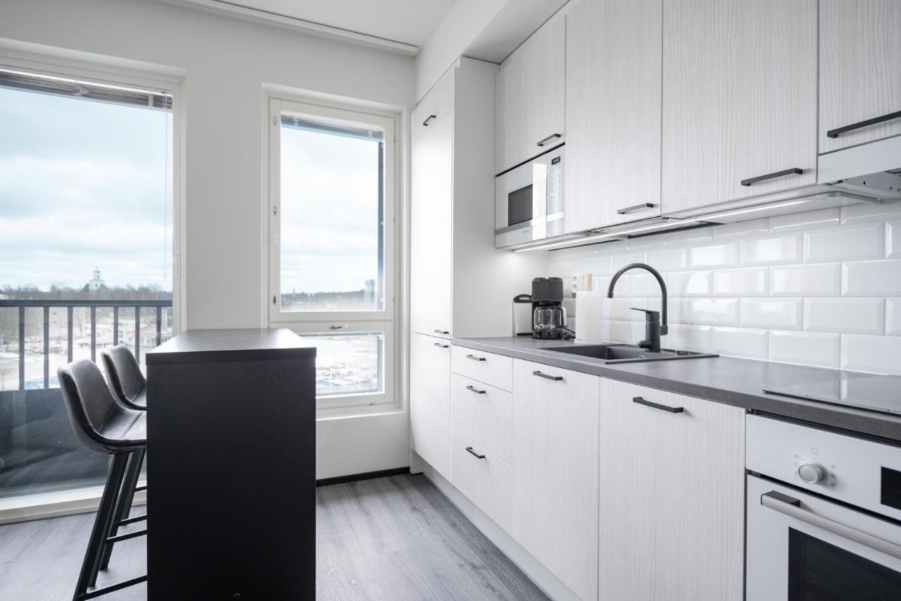 Apartment Center
